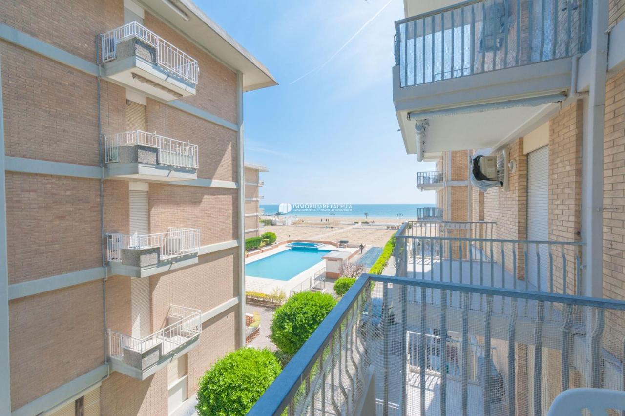Residence Solmare Immobiliare Pacella Лидо ди Йезоло Екстериор снимка